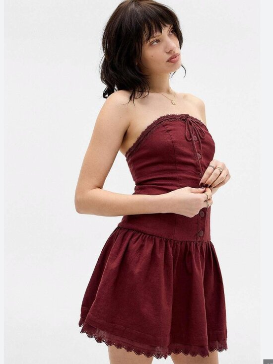 Kimchi Blue Dresses & Skirts - Kimchi Blue (Urban Outfitters) Women's Strapless Matilda Mini Dress | Size M